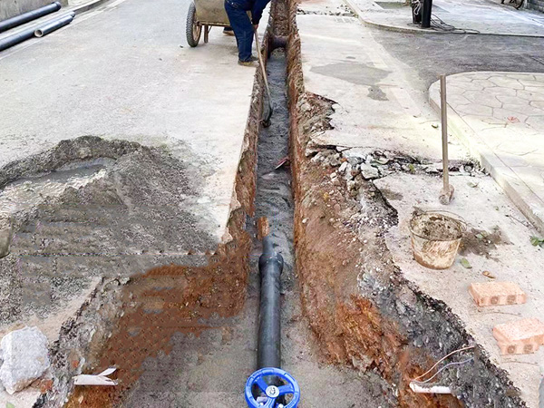 德雅小区一期自来水球墨铸铁管道管件安装工程